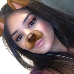 Meet your Posher, Mayra